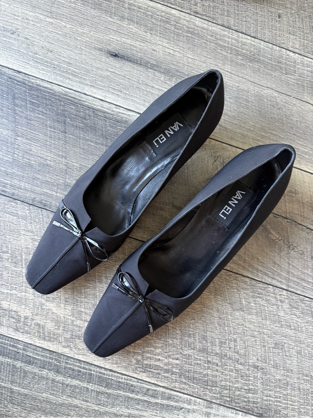 Vaneli Black Shoes Square-Toe Block Kitten Heels Short Pumps Bow Accent Size 11